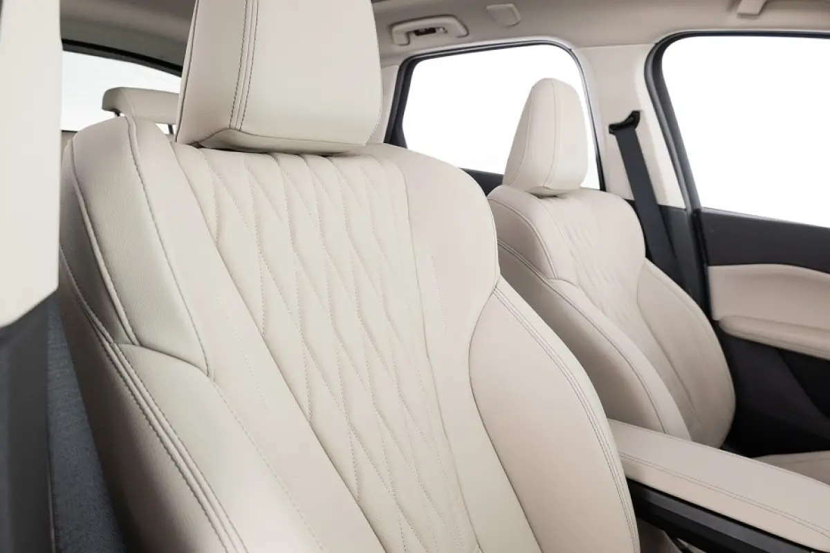 ActiveTourer 230e xDrive Luxury line | PANORAMADAK | LEDER | harman/kardon