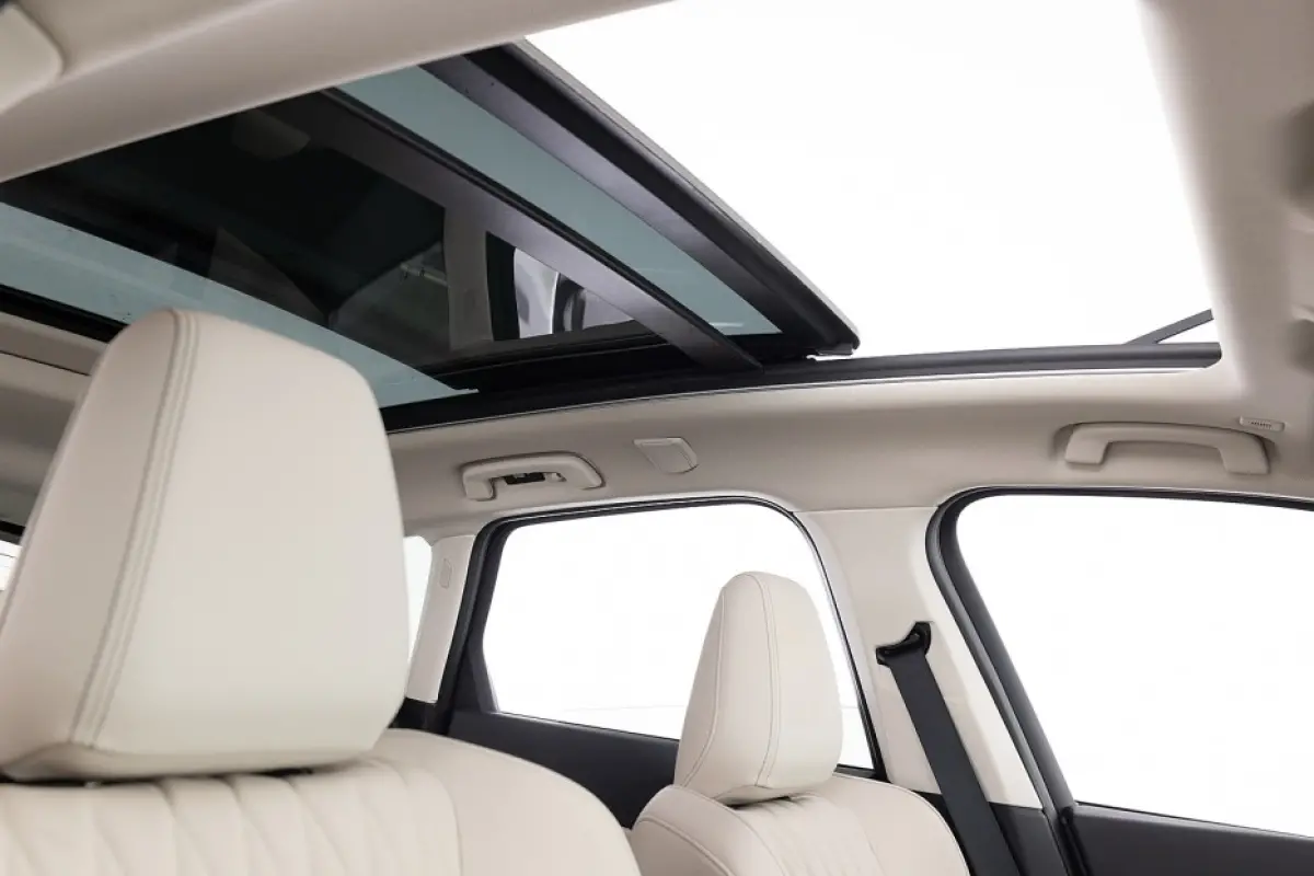 ActiveTourer 230e xDrive Luxury line | PANORAMADAK | LEDER | harman/kardon
