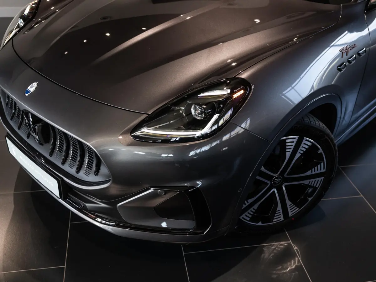 AWD Folgore 105kWh 550 pk | AWD | Panoramadak | Stoelventilatie | Stoel- en Stuurverwarming | Head Up Display