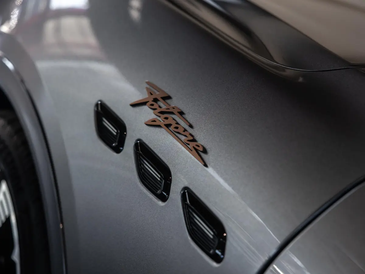 AWD Folgore 105kWh 550 pk | AWD | Panoramadak | Stoelventilatie | Stoel- en Stuurverwarming | Head Up Display