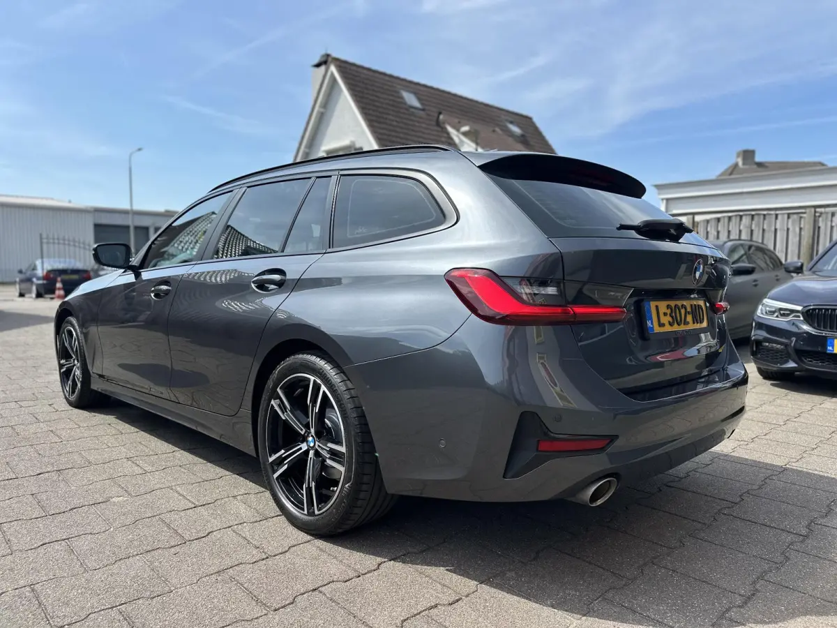 320i Leder|Camera|Sfeer|AdapLed