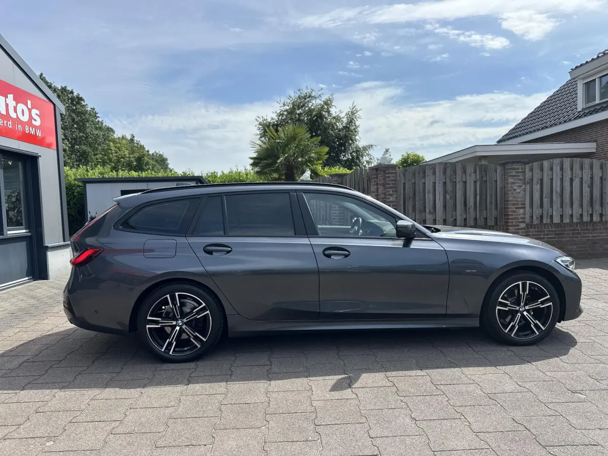 320i Leder|Camera|Sfeer|AdapLed