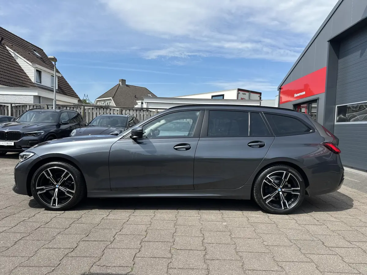 320i Leder|Camera|Sfeer|AdapLed