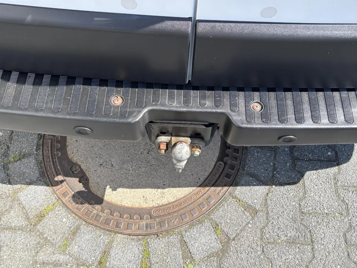 2.3 Turbo L2H2*A/C*CRUISE*HAAK*CAM*TEL*PDC*