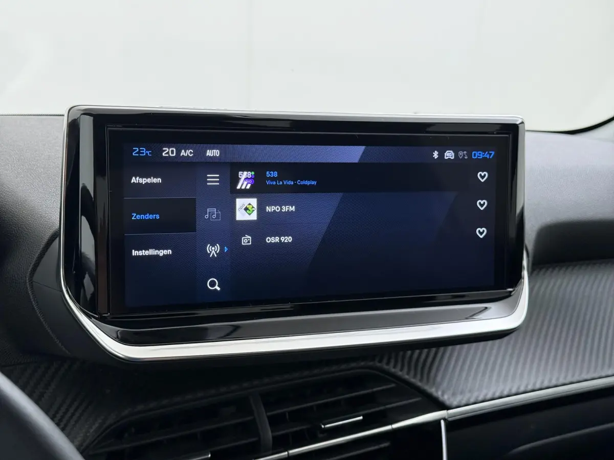 Hybrid e-DCS6 Allure RIJKLAARPRIJS | FABRIEKSGARANTIE t/m 03-2027 | TOPSTAAT! | KEYLESS ENTRY | APPLE CARPLAY-ANDROID AUTO| PARKEERSENSOREN VOOR EN ACHTER |
