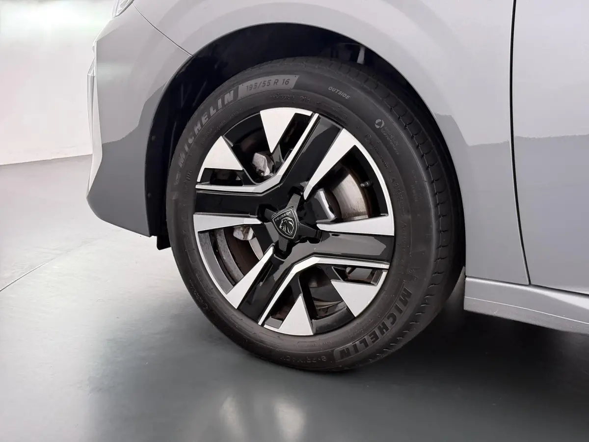Hybrid e-DCS6 Allure RIJKLAARPRIJS | FABRIEKSGARANTIE t/m 03-2027 | TOPSTAAT! | KEYLESS ENTRY | APPLE CARPLAY-ANDROID AUTO| PARKEERSENSOREN VOOR EN ACHTER |