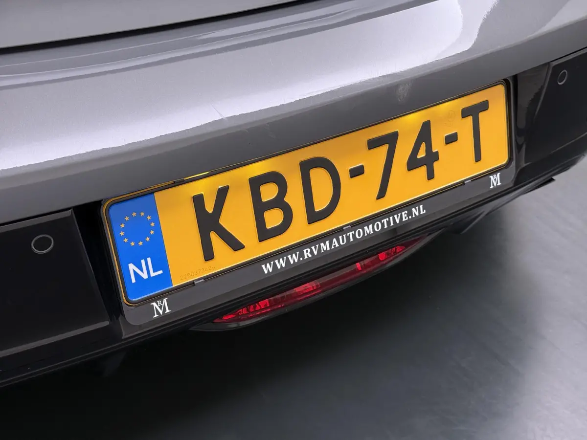 Hybrid e-DCS6 Allure RIJKLAARPRIJS | FABRIEKSGARANTIE t/m 03-2027 | TOPSTAAT! | KEYLESS ENTRY | APPLE CARPLAY-ANDROID AUTO| PARKEERSENSOREN VOOR EN ACHTER |