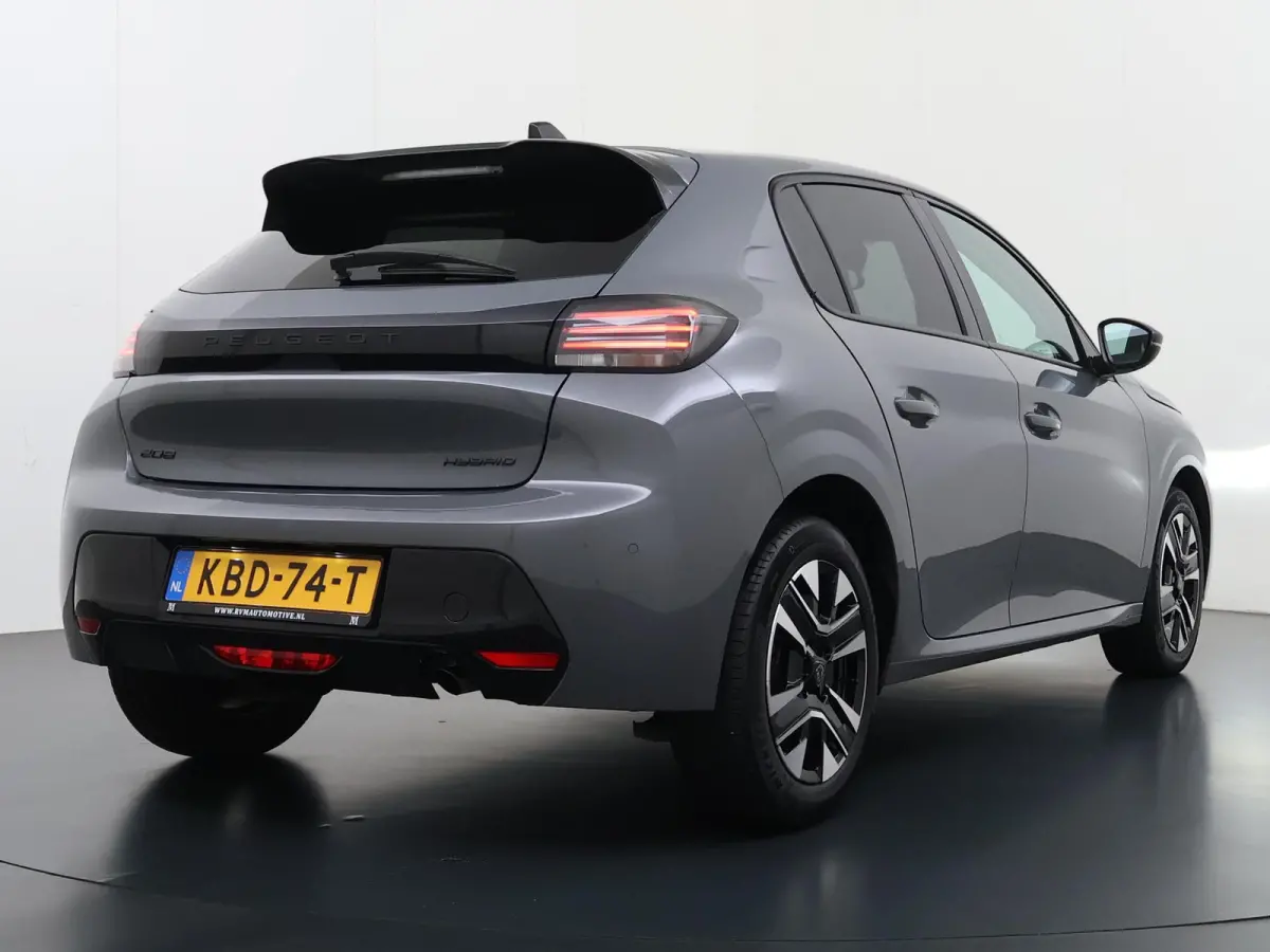 Hybrid e-DCS6 Allure RIJKLAARPRIJS | FABRIEKSGARANTIE t/m 03-2027 | TOPSTAAT! | KEYLESS ENTRY | APPLE CARPLAY-ANDROID AUTO| PARKEERSENSOREN VOOR EN ACHTER |