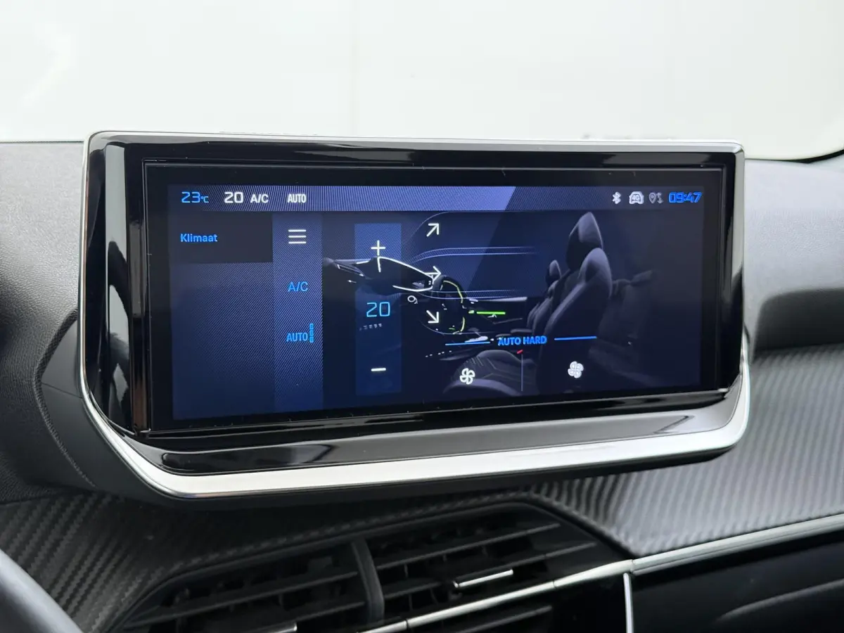 Hybrid e-DCS6 Allure RIJKLAARPRIJS | FABRIEKSGARANTIE t/m 03-2027 | TOPSTAAT! | KEYLESS ENTRY | APPLE CARPLAY-ANDROID AUTO| PARKEERSENSOREN VOOR EN ACHTER |
