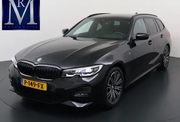 318i High Executive Edition VAN: 33.900,- VOOR: 28.877,- UW HERFSTVOORDEEL: 5.023 ,-  M-SPORT| Afneembare trekhaak | Stoelverwarming | Origineel Nederlands geleverd (NAP) | Rijklaar geleverd