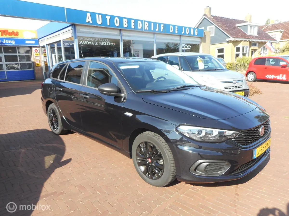 1.4 Street CRUISE CONTROL+NAVIGATIE+METALLIC+RESERVEWIEL