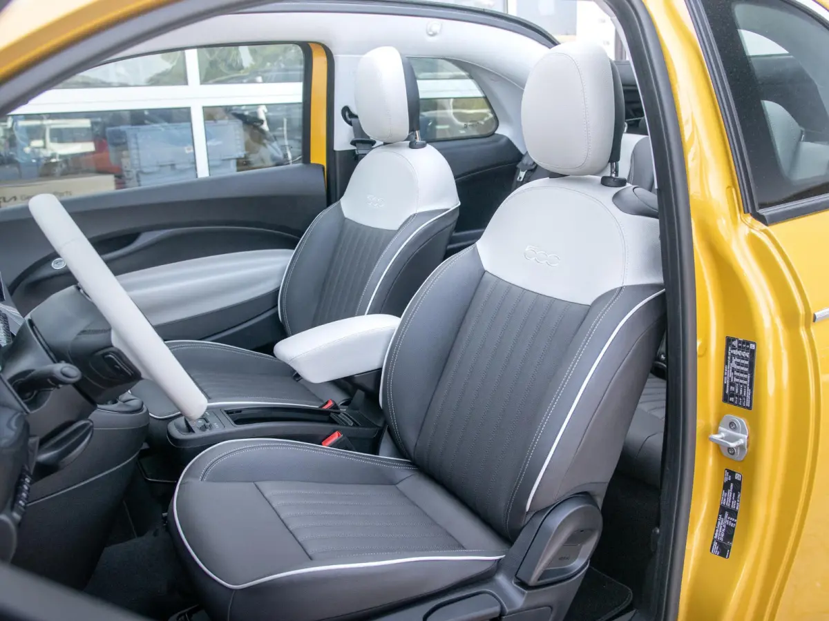Hybrid La Prima Cabrio | Clima | LED | PDC | JBL Premium Audio | 17" | Camera | Canneloni Ivory/Piombo interieur