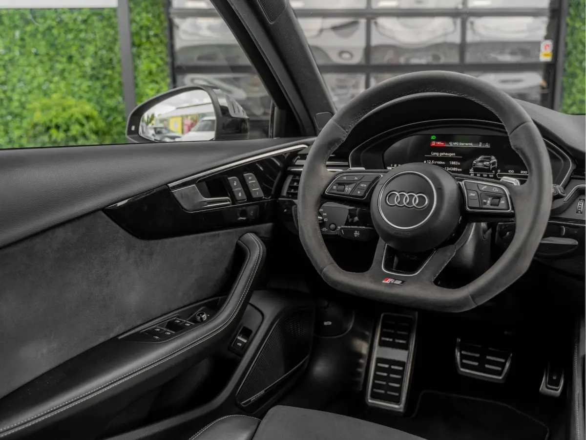 RS4 2.9 TFSI 450PK Quattro | RS Dynamic | B&O Sound | Sport Uitlaat | Black Optik | BTW