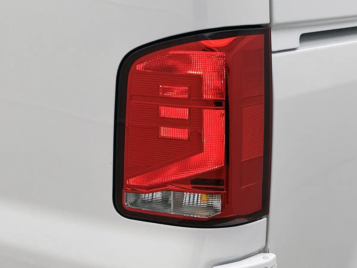 2.0 TDI L1H1 110PK Airco | DAB+ | App-Connect | Cruise Control | Parkeersensoren Achter |