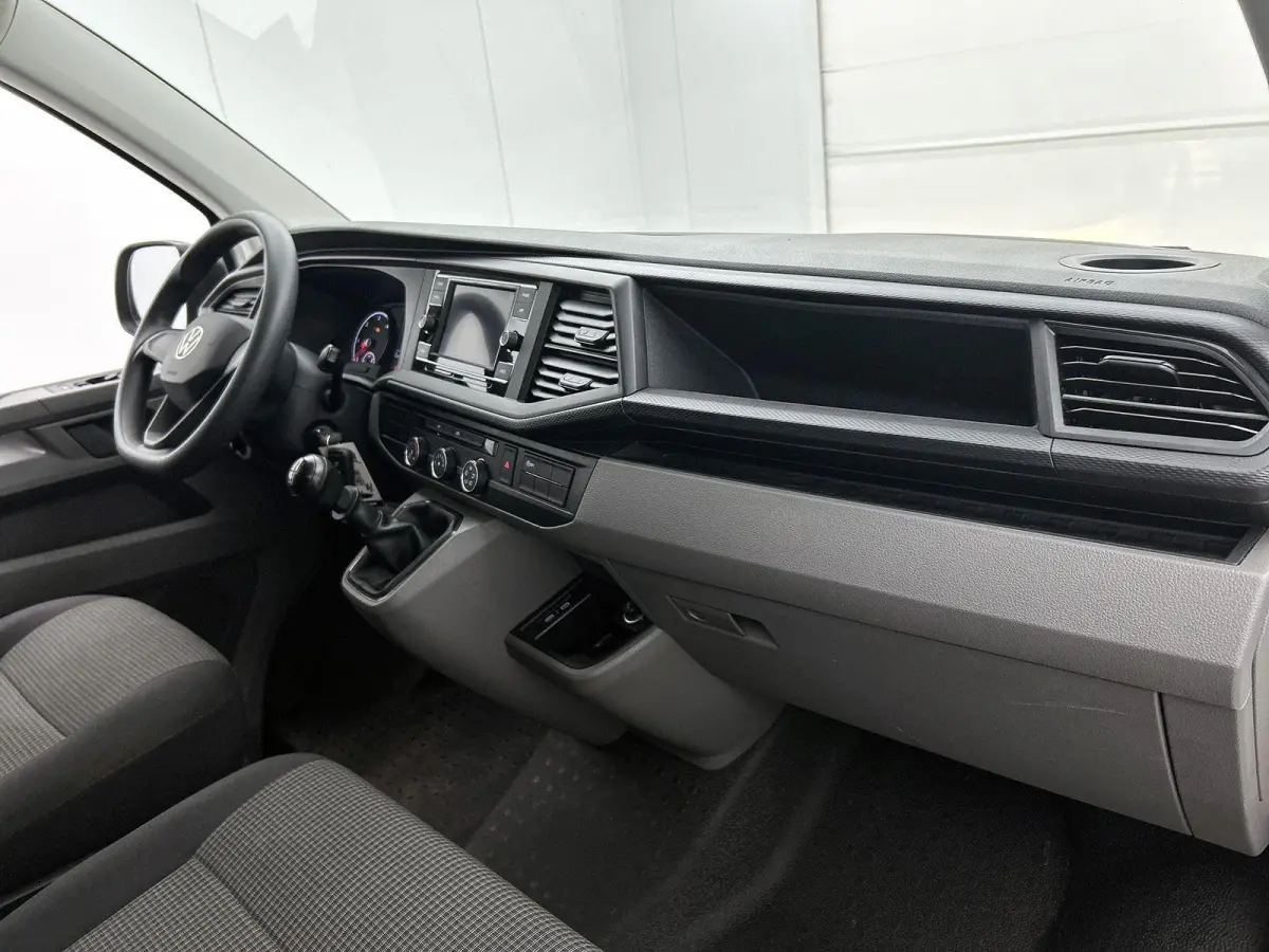 2.0 TDI L1H1 110PK Airco | DAB+ | App-Connect | Cruise Control | Parkeersensoren Achter |