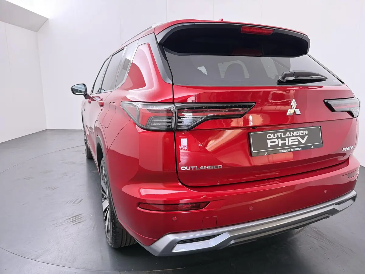 2.4 PHEV Instyle | €4.000 Voorraadkorting | 360° Camera | Adaptive Cruise Control | Bekleding Leder | Climate Control | Elektrische Kofferklep | Elektrische Stoelen | Navigatie | Panorama