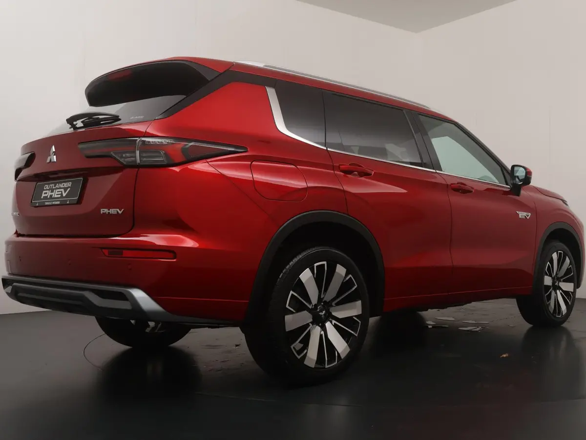 2.4 PHEV Instyle | €4.000 Voorraadkorting | 360° Camera | Adaptive Cruise Control | Bekleding Leder | Climate Control | Elektrische Kofferklep | Elektrische Stoelen | Navigatie | Panorama