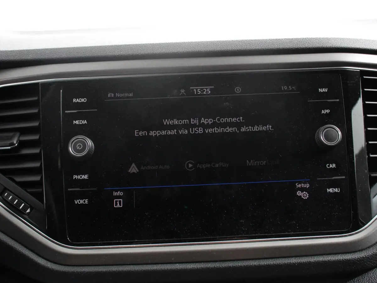 1.5 TSI 150pk DSG Style Team Climate Control Camera Parkeer sensoren Adaptive Cruise control Dab Electrisch bedienbare kofferbak Lichtmetalen Velgen