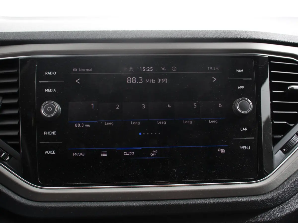 1.5 TSI 150pk DSG Style Team Climate Control Camera Parkeer sensoren Adaptive Cruise control Dab Electrisch bedienbare kofferbak Lichtmetalen Velgen