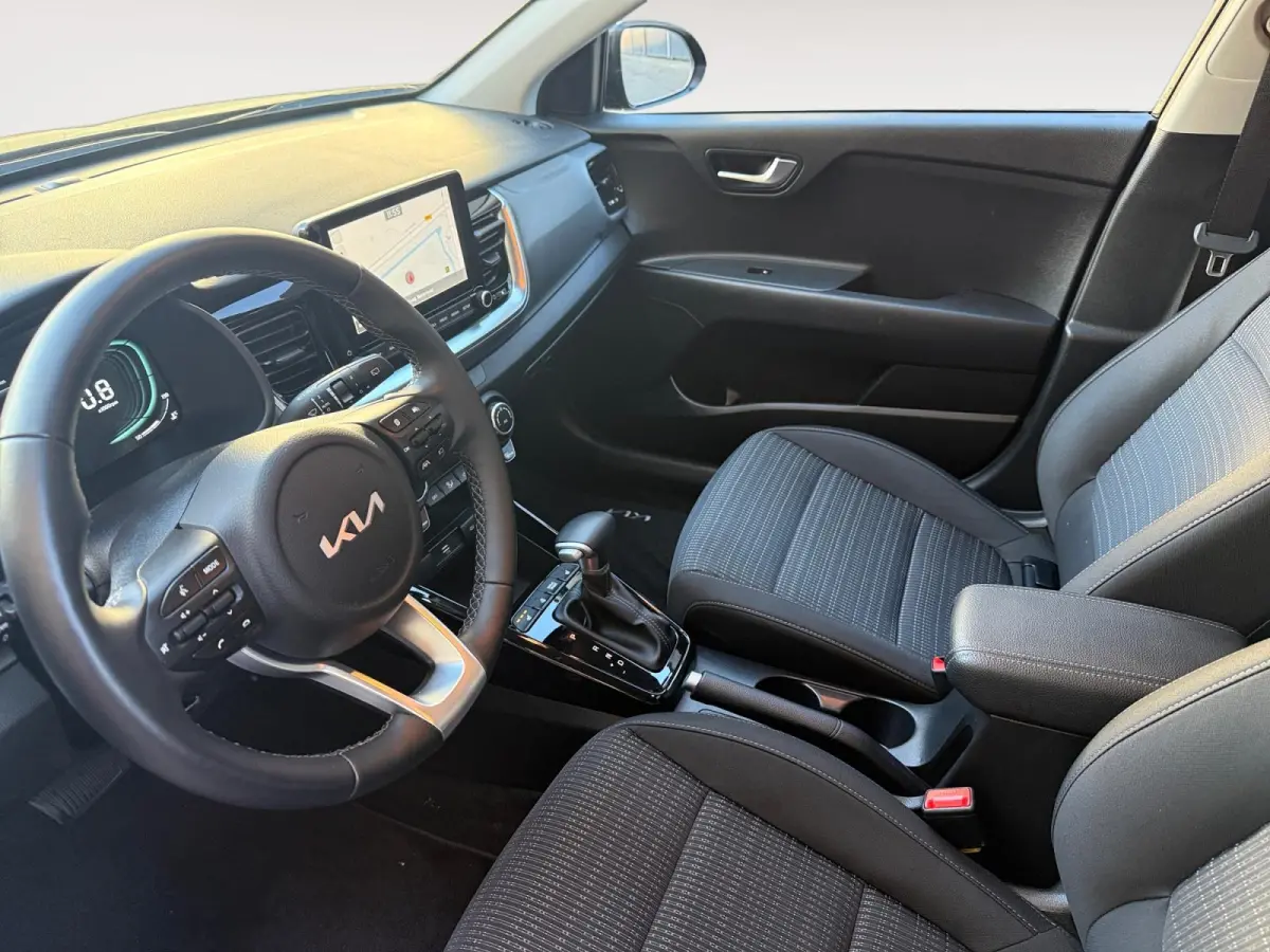 1.0 T-GDi MHEV DynamicPlusLine Automaat | Cruise Control Adaptief | Stoelverwarming | Carplay & Android Auto | Camera | Fabrieksgarantie t/ 3-5-2032 + 3x 1 jaar* | NAP
