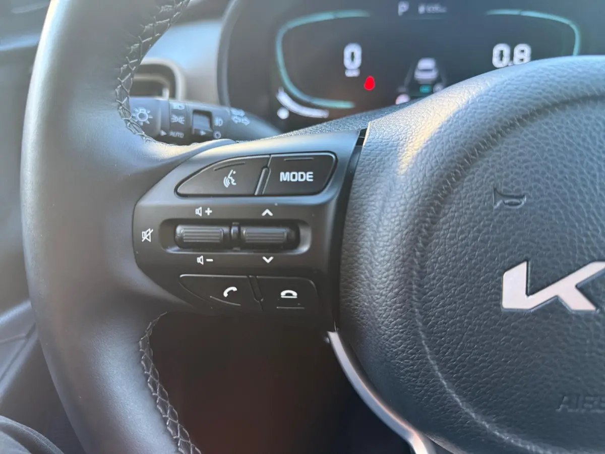 1.0 T-GDi MHEV DynamicPlusLine Automaat | Cruise Control Adaptief | Stoelverwarming | Carplay & Android Auto | Camera | Fabrieksgarantie t/ 3-5-2032 + 3x 1 jaar* | NAP