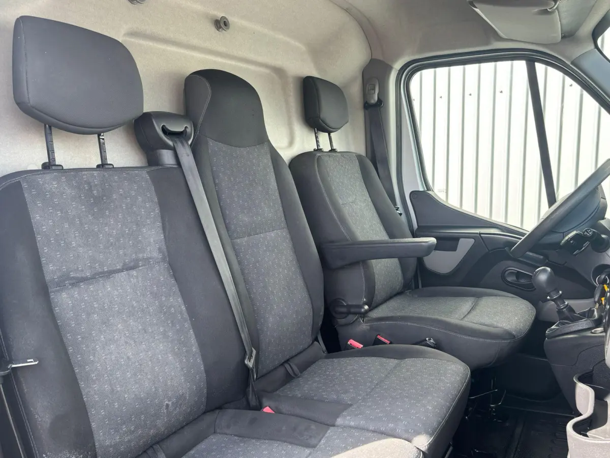 2.3 BiTurbo L2H2*CARPLAY*3-ZITS*A/C*CRUISE*HAAK*
