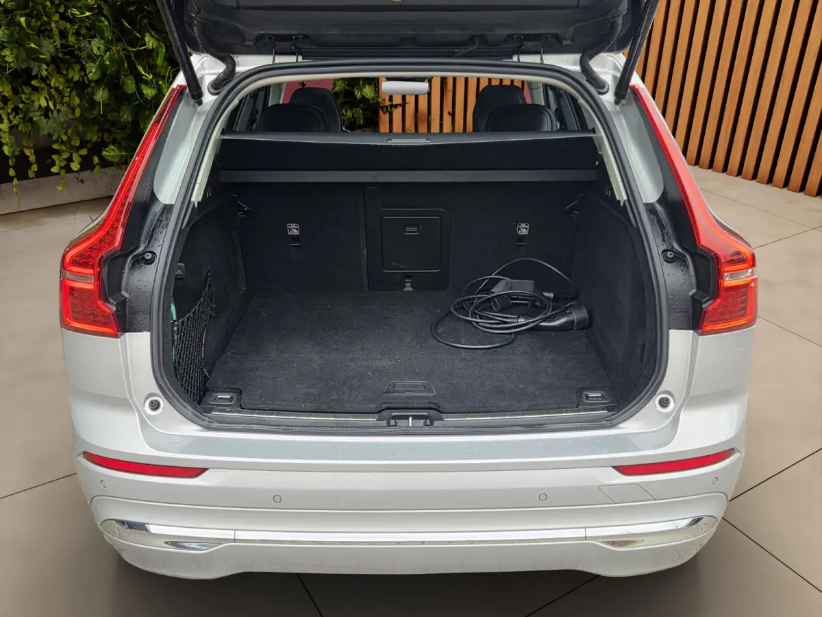 2.0 T6 Plug-in hybrid AWD Inscription | Long Range! | SOH 100% | Panoramadak | Keyless | Draadloze lader