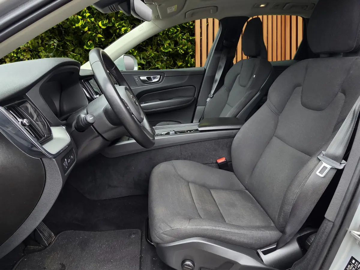 2.0 T6 Plug-in hybrid AWD Inscription | Long Range! | SOH 100% | Panoramadak | Keyless | Draadloze lader