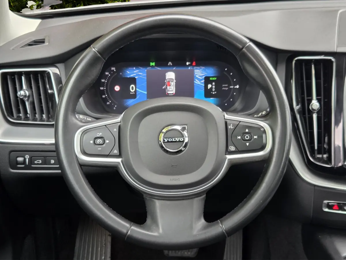 2.0 T6 Plug-in hybrid AWD Inscription | Long Range! | SOH 100% | Panoramadak | Keyless | Draadloze lader