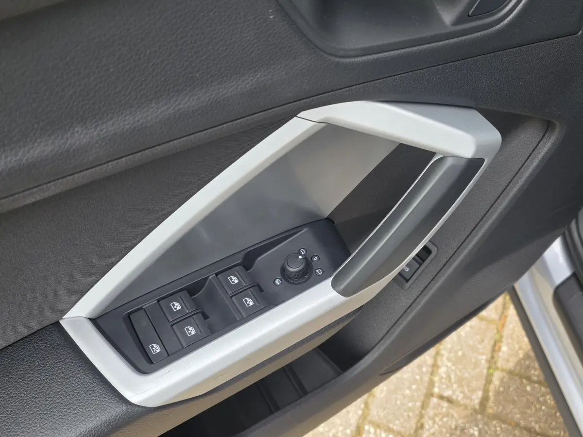 35 TFSI 150PK AUTOMAAT | Digitaal dashboard | Navigatie | Parkeersensoren + Camera | Cruise Control | Licht metalen velgen