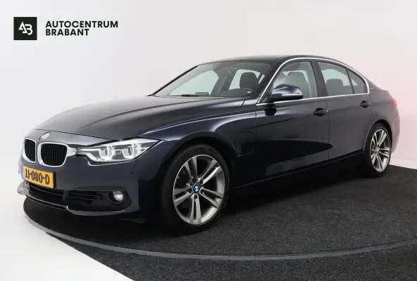 330e Centennial Executive(NL-auto, Goed OnderH, Navi, Parkeersensoren, Climate Con, Cruise Con, Etc)