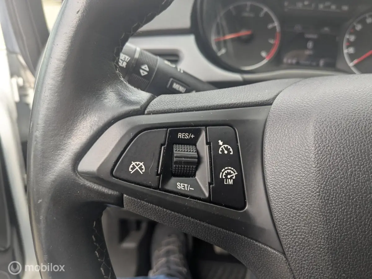 1.4 CARPLAY|PDC|1E EIG.