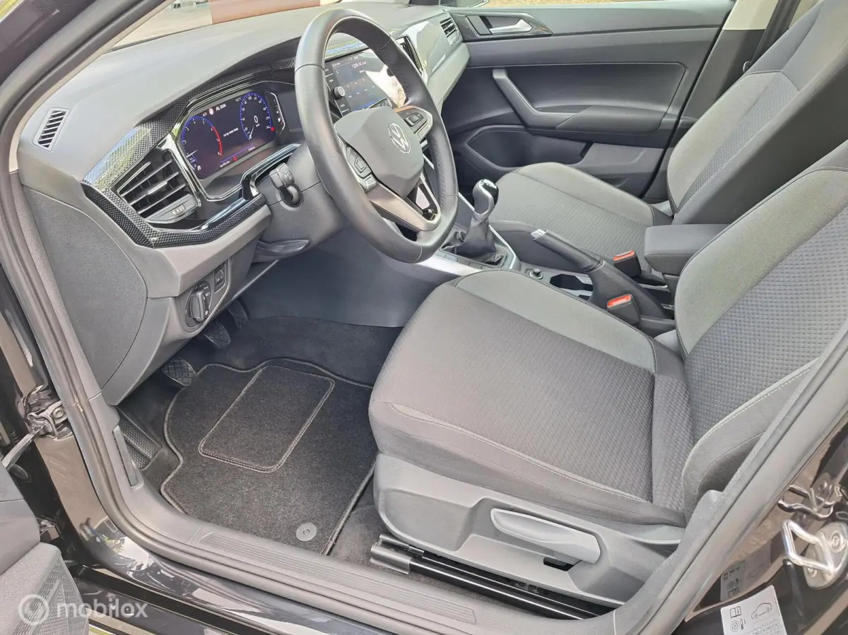 1.0 TSI Life Business Adap. Cruise-Control, Stoelverwarming, Full-Map Navi, Apple-Carplay, Climate-Control, LM-Velgen.