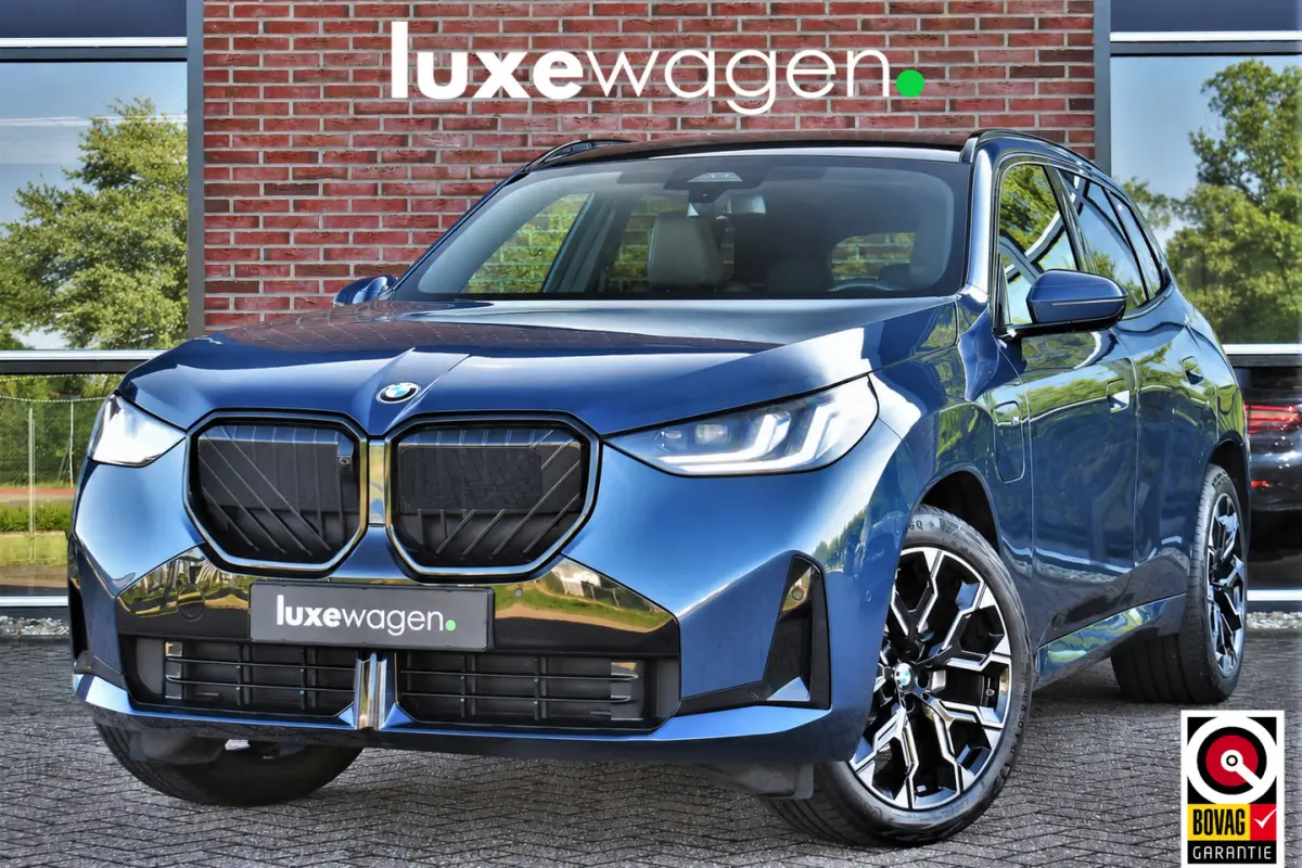 30e xDrive M-Sport Pano ACC 360 H/K HUD 20inch