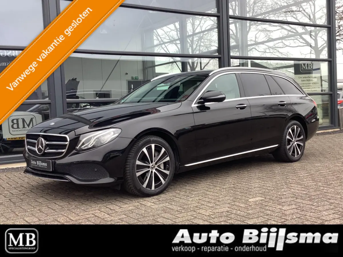 300 de Premium hud, 360 camera, distronic, zeer compleet