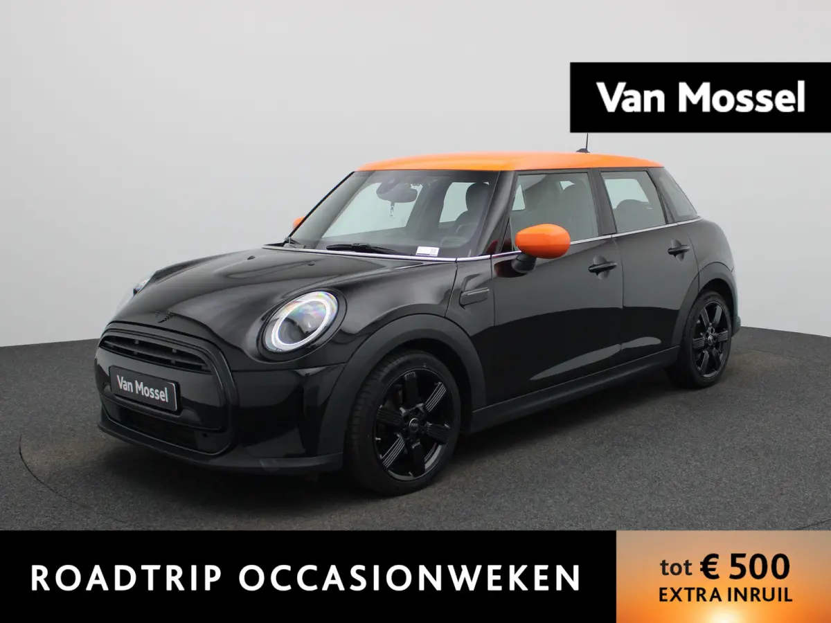 1.5 Cooper Classic Automaat | Apple/Android Play | Camera | Navi | Sport Stuur/Stoelen | Leder | LED | Keyless | Comfort Pack | Connected Navigation | 12 Maand BOVAG Garantie! |