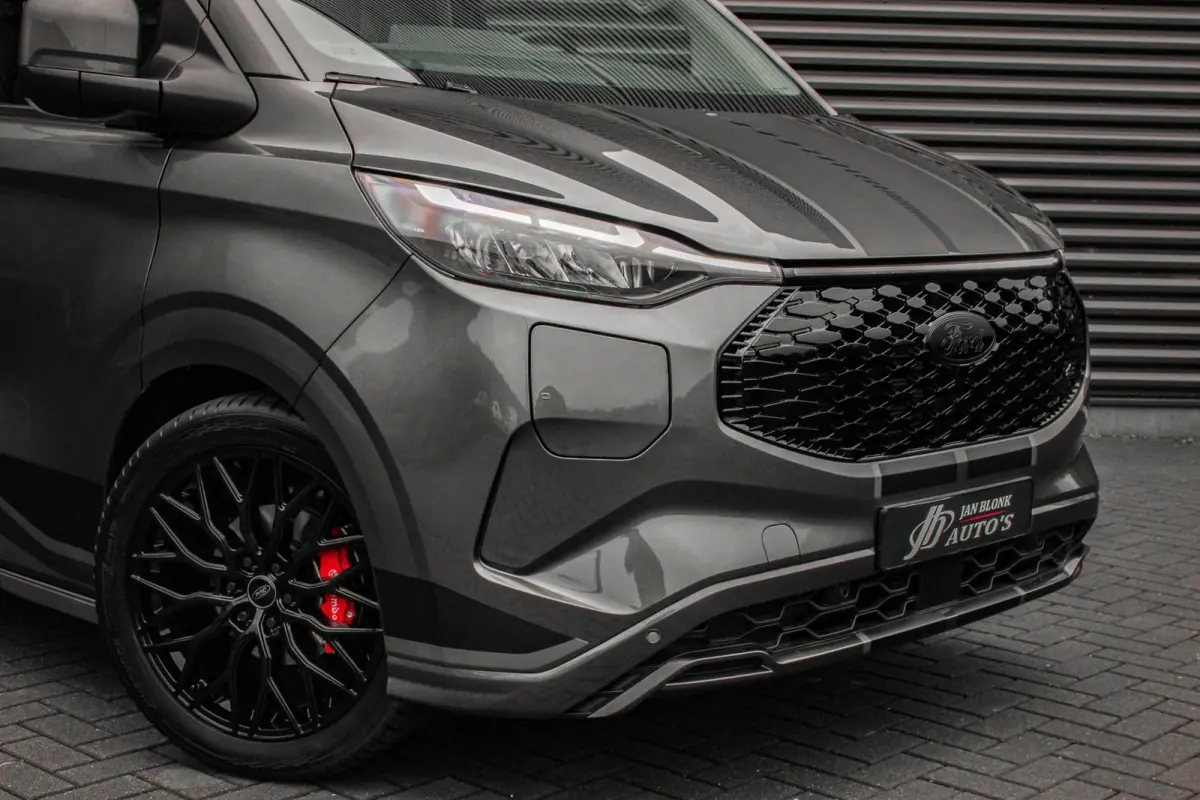 Cust. 340 L2H1 SPORT 71 kWh 218PK / JB- EDITON / CAMERA / 370KM RANGE / APPLE CARPLAY /DRIVERS- PACK /FULL OPTION