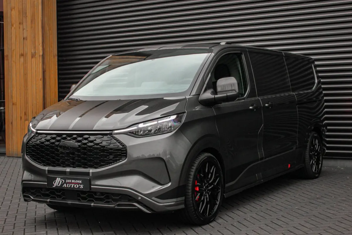 Cust. 340 L2H1 SPORT 71 kWh 218PK / JB- EDITON / CAMERA / 370KM RANGE / APPLE CARPLAY /DRIVERS- PACK /FULL OPTION