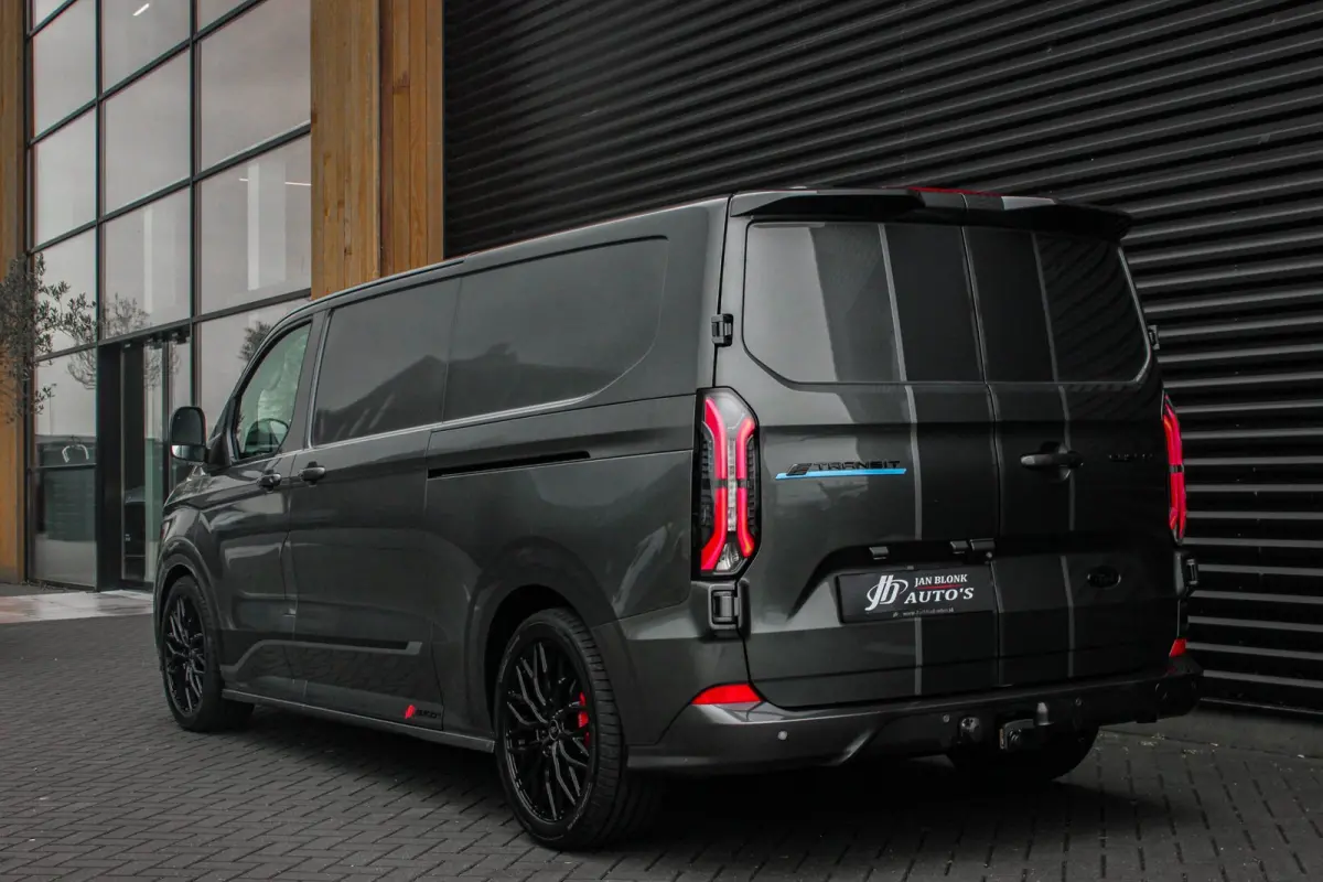 Cust. 340 L2H1 SPORT 71 kWh 218PK / JB- EDITON / CAMERA / 370KM RANGE / APPLE CARPLAY /DRIVERS- PACK /FULL OPTION
