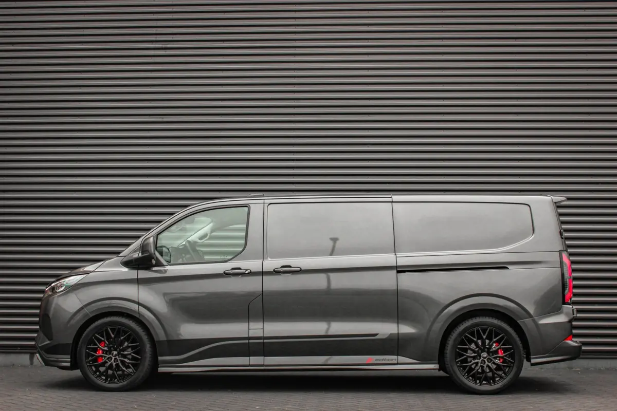 Cust. 340 L2H1 SPORT 71 kWh 218PK / JB- EDITON / CAMERA / 370KM RANGE / APPLE CARPLAY /DRIVERS- PACK /FULL OPTION