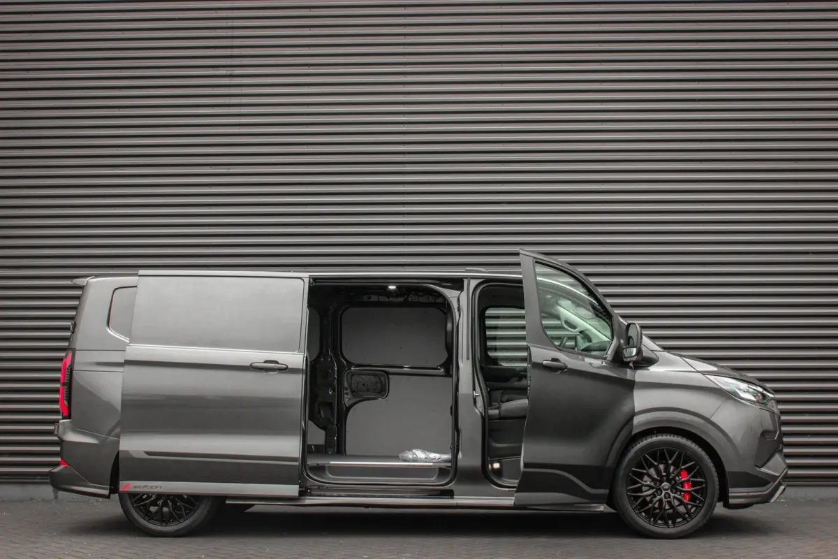 Cust. 340 L2H1 SPORT 71 kWh 218PK / JB- EDITON / CAMERA / 370KM RANGE / APPLE CARPLAY /DRIVERS- PACK /FULL OPTION