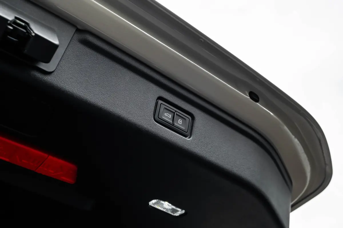 S edition | Audi smartphone interface | Comfortsleutel | Elektrisch instelbare voorstoelen
