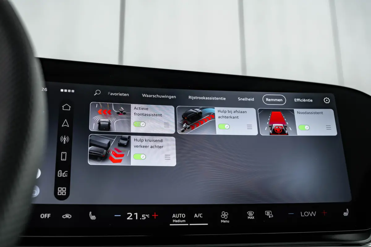 S edition | Audi smartphone interface | Comfortsleutel | Elektrisch instelbare voorstoelen
