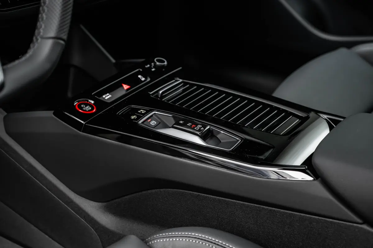 S edition | Audi smartphone interface | Comfortsleutel | Elektrisch instelbare voorstoelen
