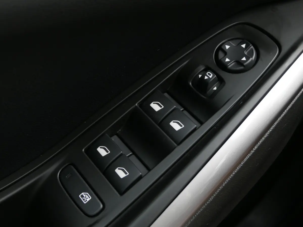 1.2 Turbo 130pk Ultimate Automaat | LED Matrix | Keyless