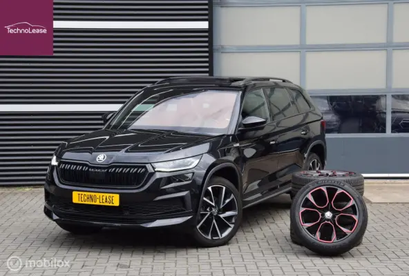 1.5 TSI Sportline Business Virtual Cockpit Panorama Leder zomer én winterset