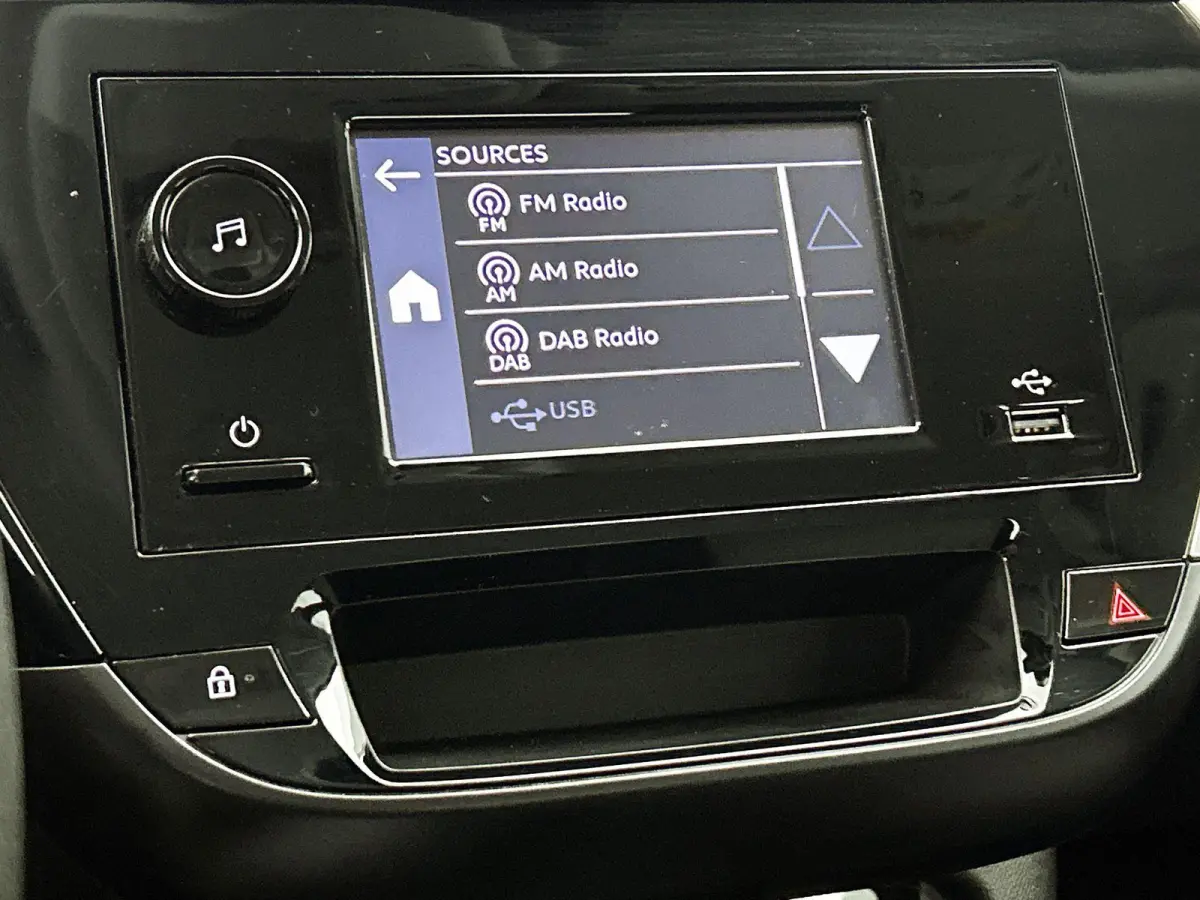 1.2 | DAB | Bluetooth | Airco | PDC