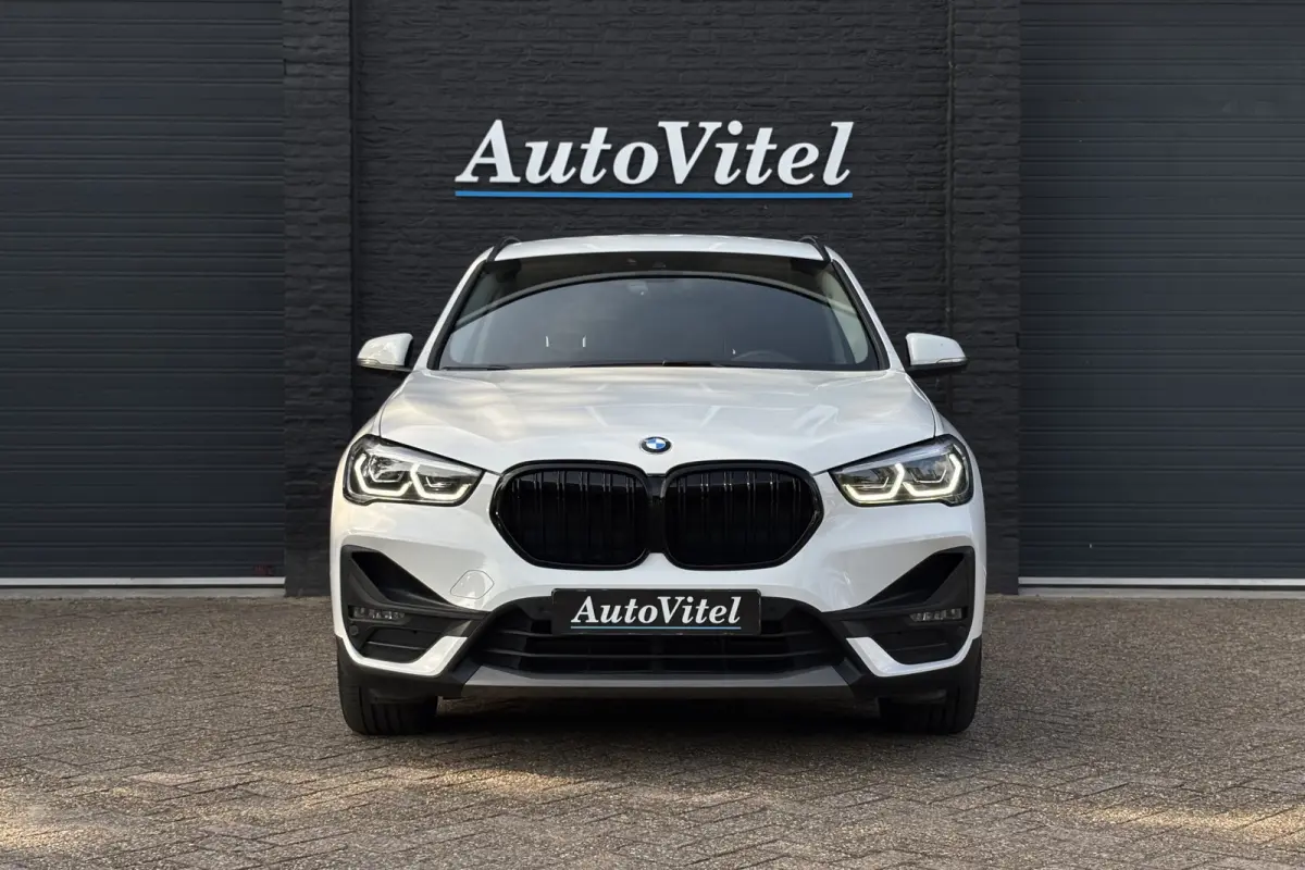 xDrive25e | Elektrische Klep | PDC V + A | LED | Apple Carplay | 35x op voorraad!