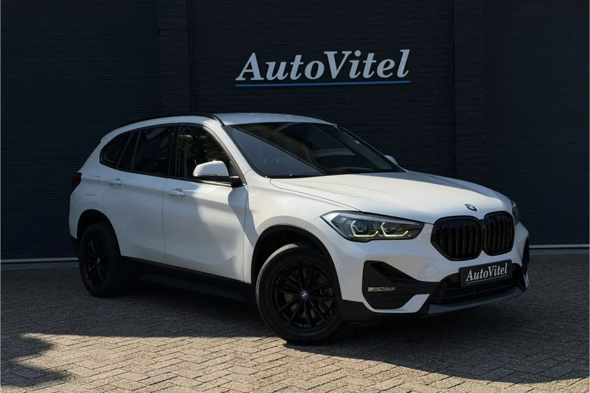 xDrive25e | Elektrische Klep | PDC V + A | LED | Apple Carplay | DAB | 35x op voorraad !