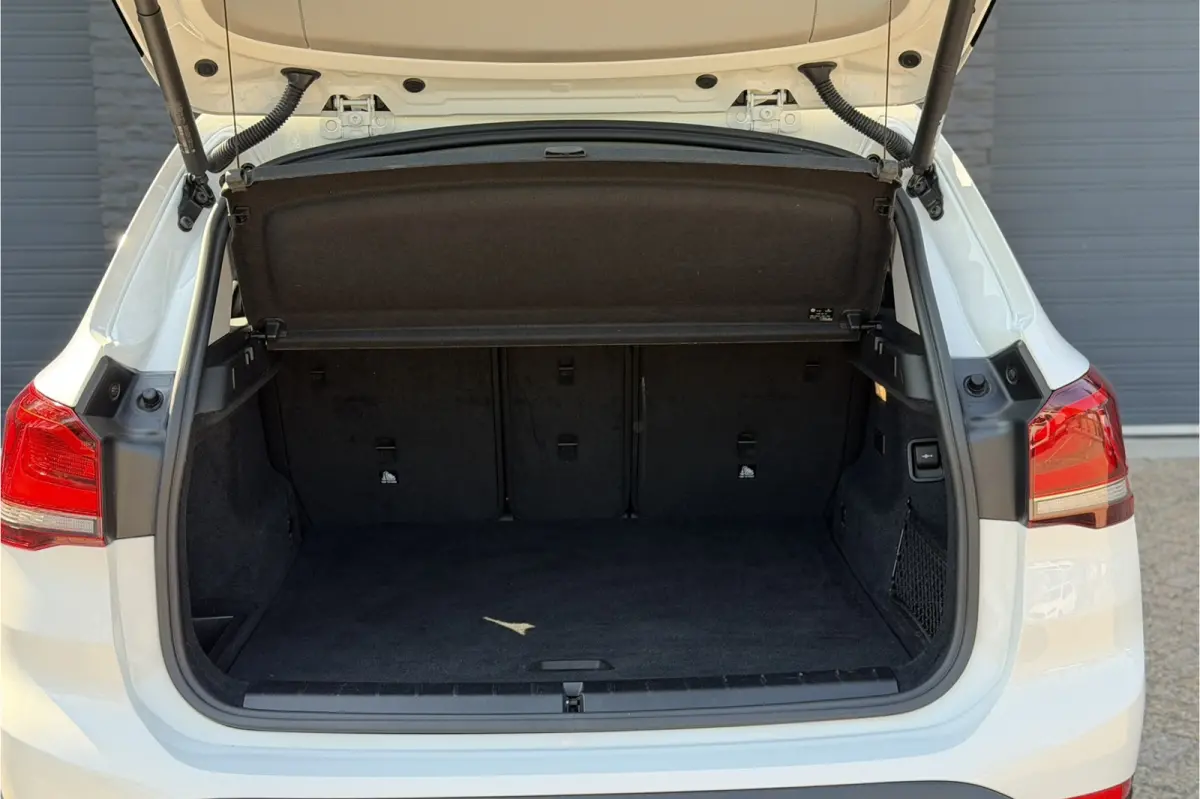 xDrive25e | Elektrische Klep | PDC V + A | LED | Apple Carplay | DAB | 35x op voorraad !
